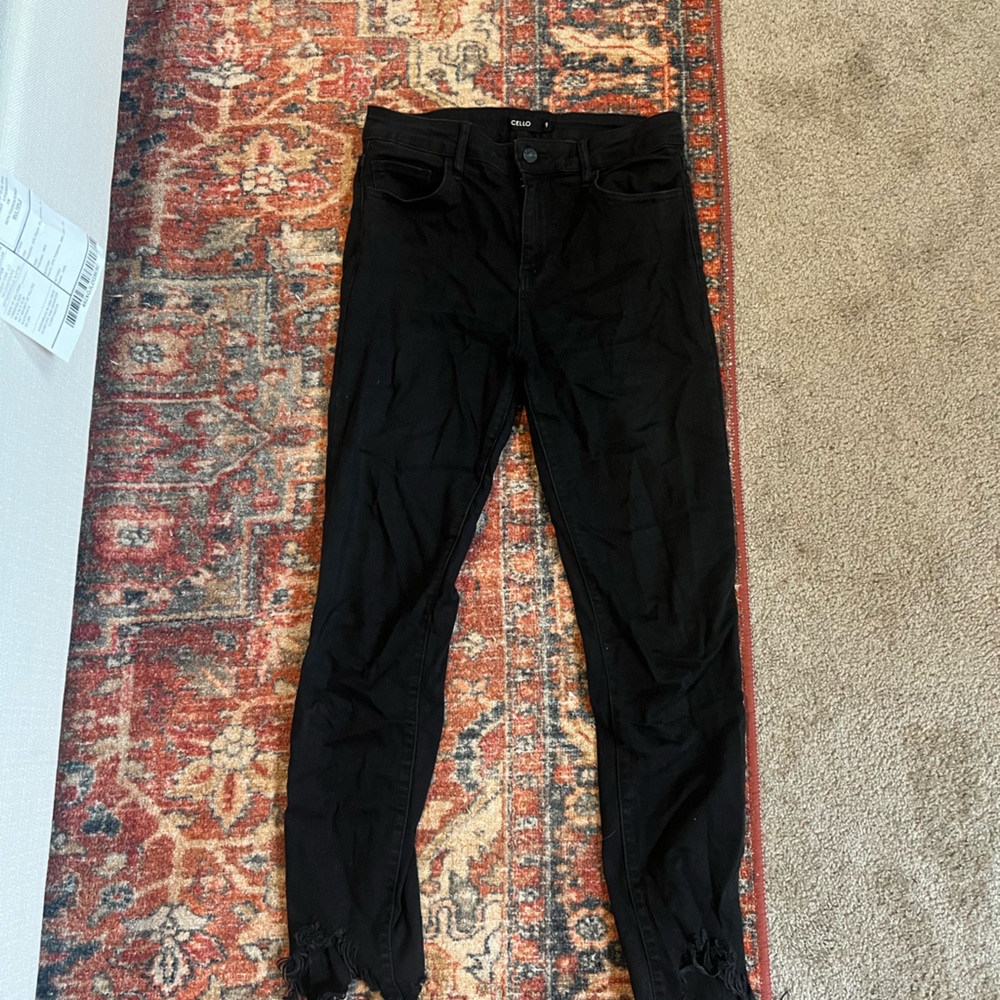 Women’s cropped jeans